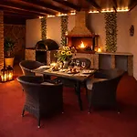 Anemos Villa *